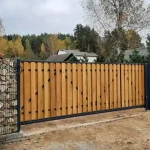 коричневый забор